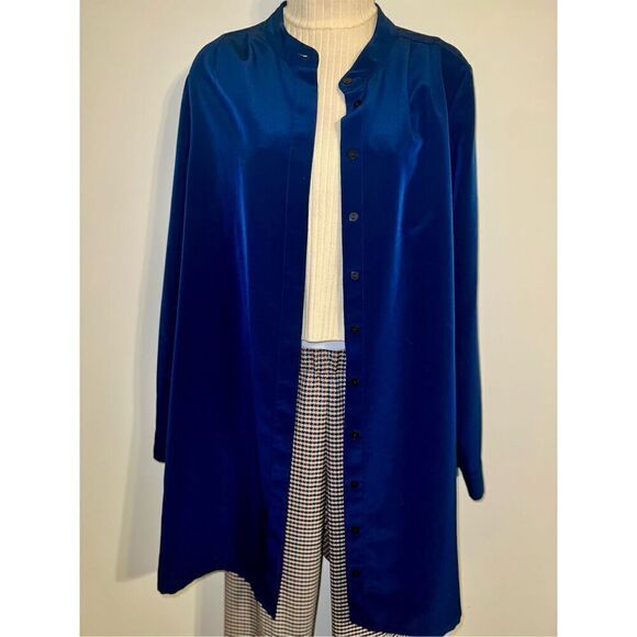 Navy Blue Women’s Chic Blazer Button Down Size Medium - Picture 1 of 8